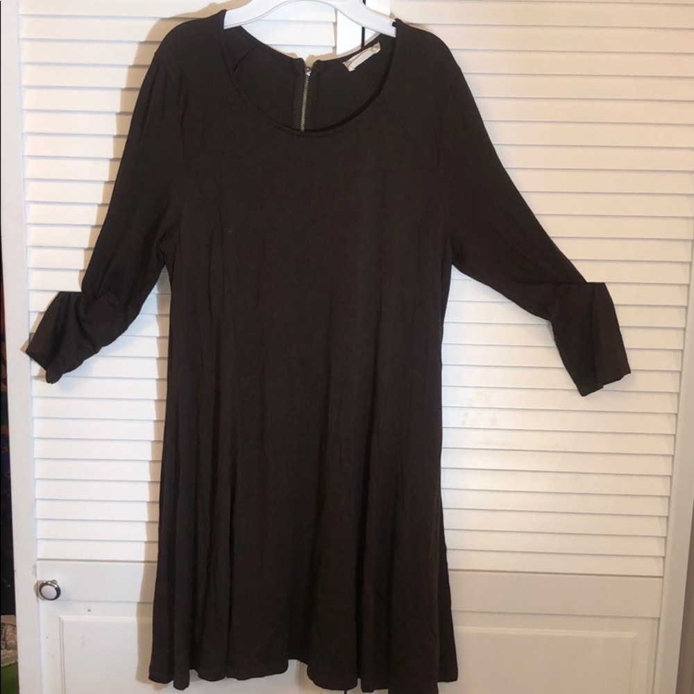 Altar’d State brown dress small staple piece